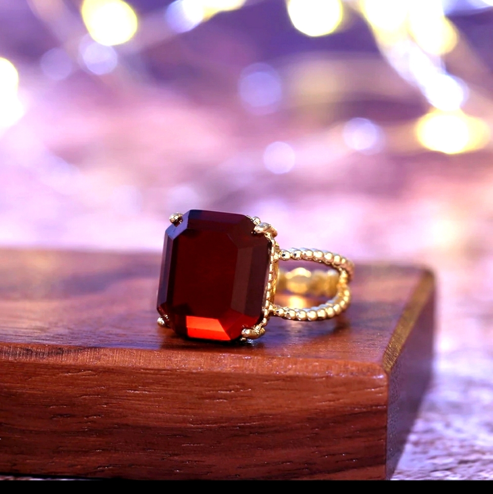 Huitan Garnet Red Cubic Zircon Stone Rings 18k